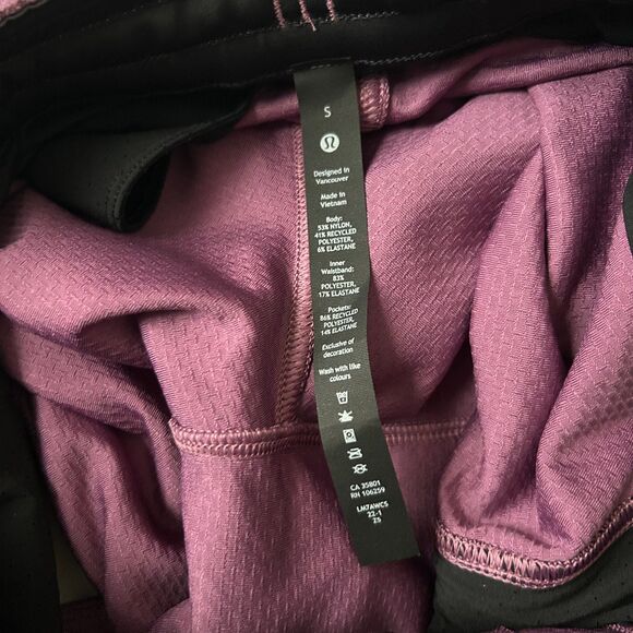 Lululemon Relaxed-Fit Training Short 8" Vintage Plum Size Small - Picture 4 of 5